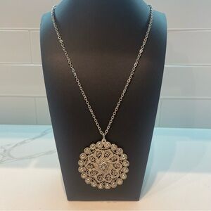 Large Round Filigree Pendant Necklace
